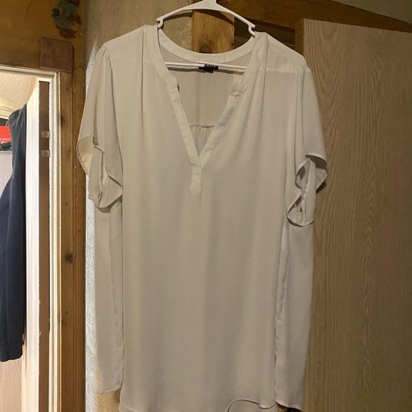 Torrid Cream Blouse with V-Neck - Picture 1 of 1